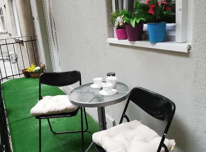 Pannonia Center Deluxe Apartamento *