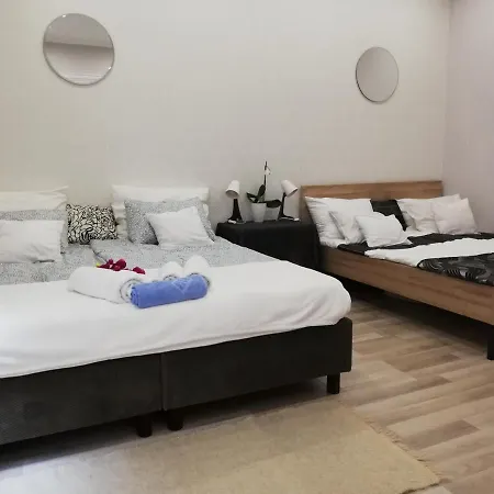 شقة Pannonia Center Deluxe