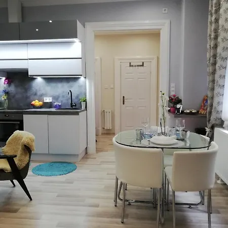 Pannonia Center Deluxe Apartmán
